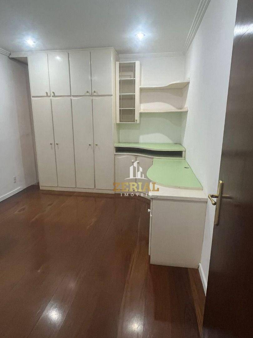 Casa à venda e aluguel com 3 quartos, 216m² - Foto 10