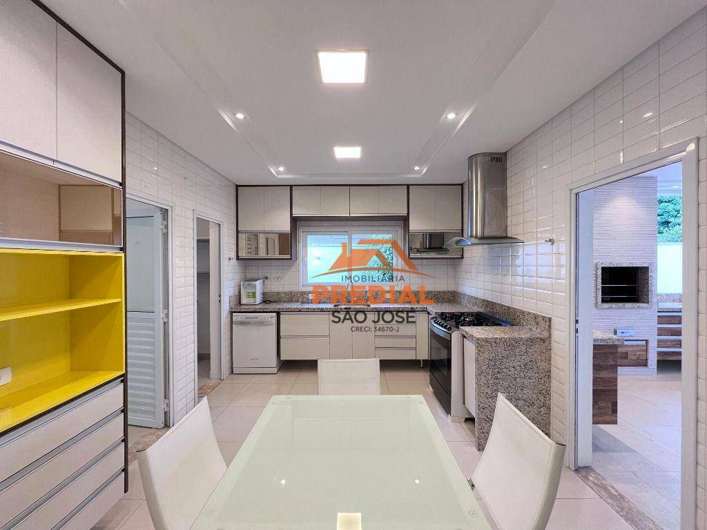 Casa de Condomínio à venda com 4 quartos, 415m² - Foto 15
