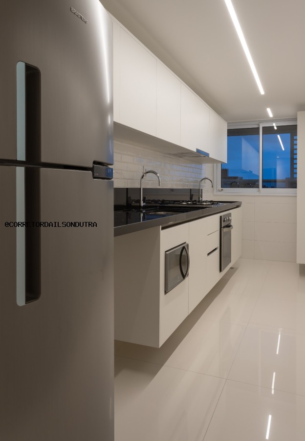 Cobertura à venda com 2 quartos, 237m² - Foto 7