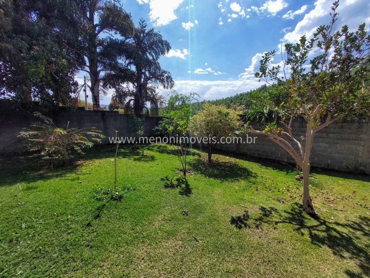 Chácara à venda com 2 quartos, 1000m² - Foto 11