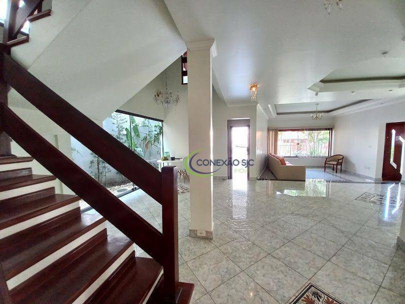 Sobrado à venda com 4 quartos, 270m² - Foto 6