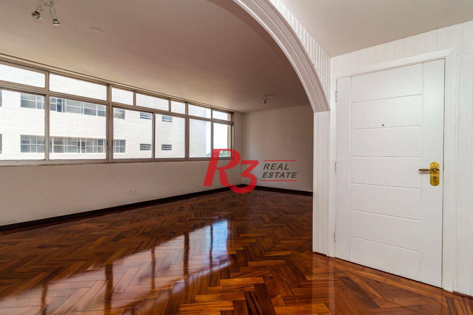 Apartamento para alugar com 3 quartos, 125m² - Foto 2