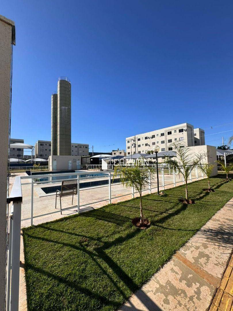 Apartamento à venda com 2 quartos, 42m² - Foto 17