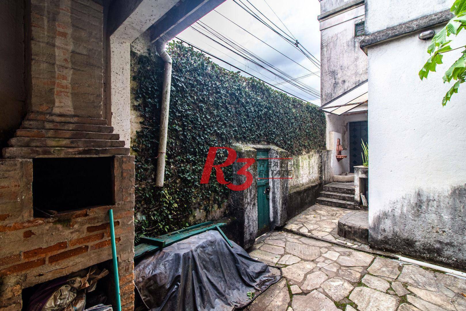 Casa à venda e aluguel com 3 quartos, 158m² - Foto 13