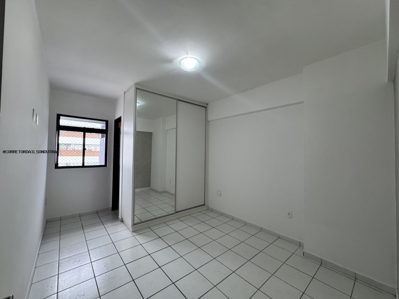 Apartamento à venda com 4 quartos, 153m² - Foto 10