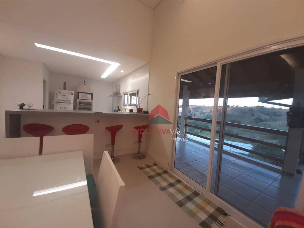 Casa de Condomínio à venda e aluguel com 3 quartos, 270m² - Foto 5
