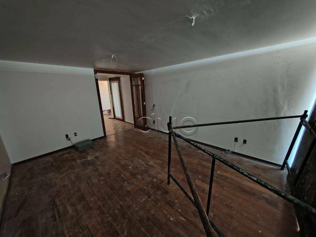 Casa para alugar com 4 quartos, 246m² - Foto 8