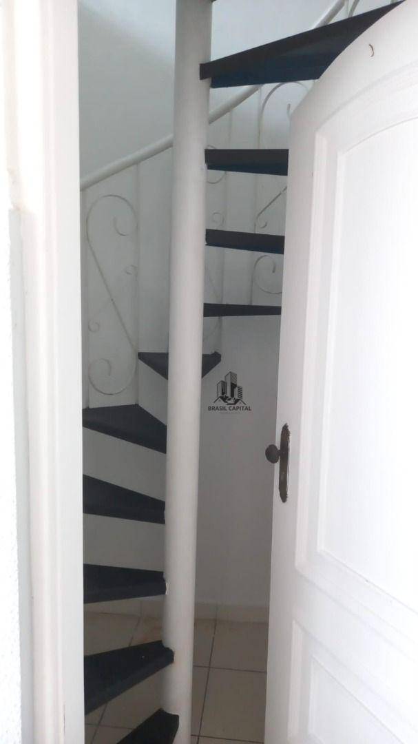 Sobrado para alugar com 3 quartos, 420m² - Foto 29