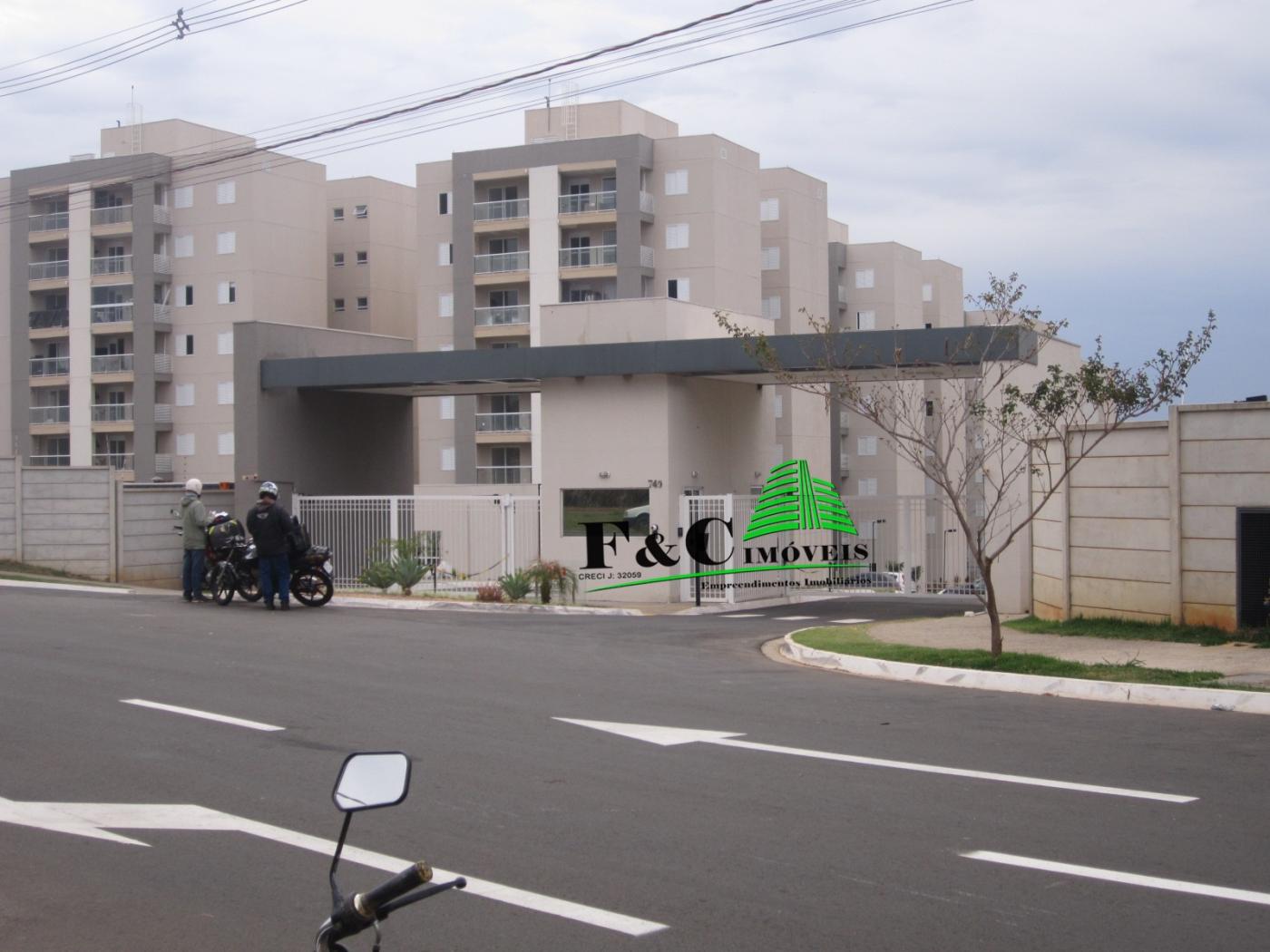 Apartamento à venda com 2 quartos, 60m² - Foto 1