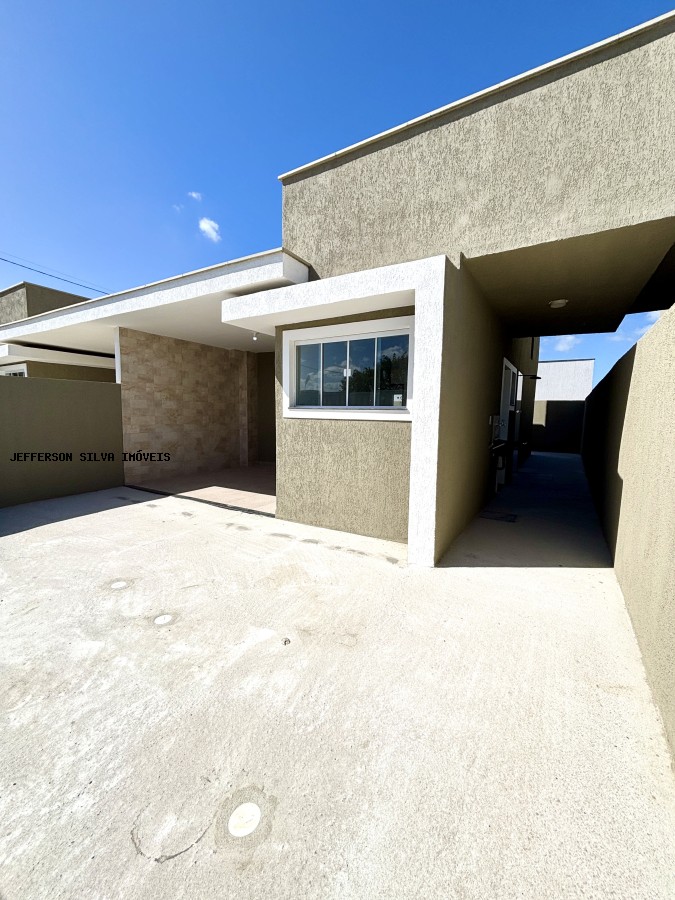 Casa à venda com 2 quartos, 6m² - Foto 1
