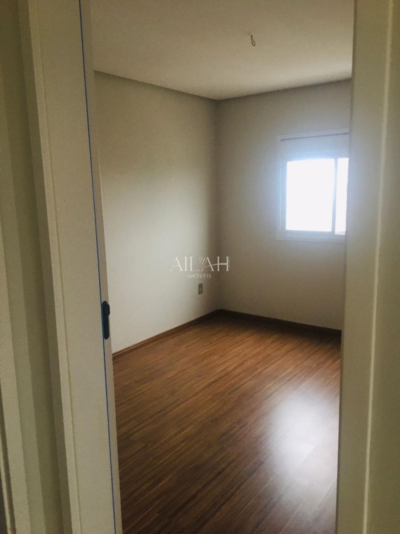 Apartamento à venda com 2 quartos, 47m² - Foto 2