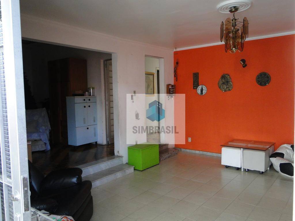 Casa à venda com 3 quartos, 164m² - Foto 1