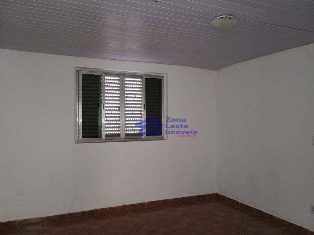 Casa para alugar com 2 quartos, 80m² - Foto 6