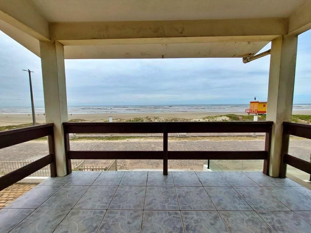 Casa à venda com 3 quartos, 204m² - Foto 25