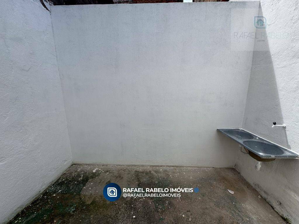 Casa para alugar com 2 quartos, 85m² - Foto 8