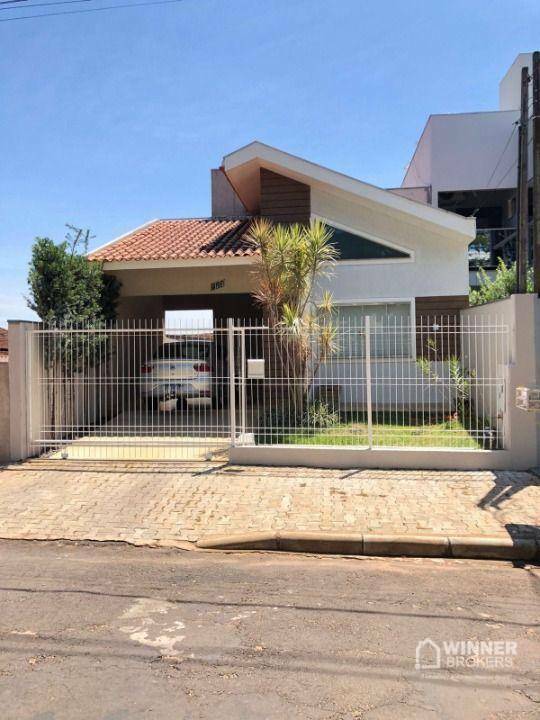 Casa à venda com 3 quartos, 167m² - Foto 1