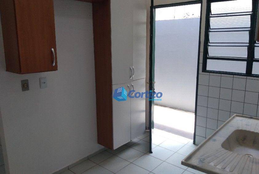 Casa à venda com 2 quartos, 101m² - Foto 10