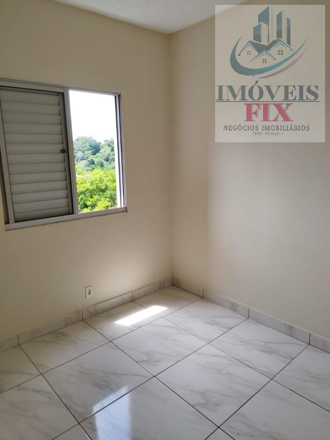 Apartamento à venda com 2 quartos, 45m² - Foto 3