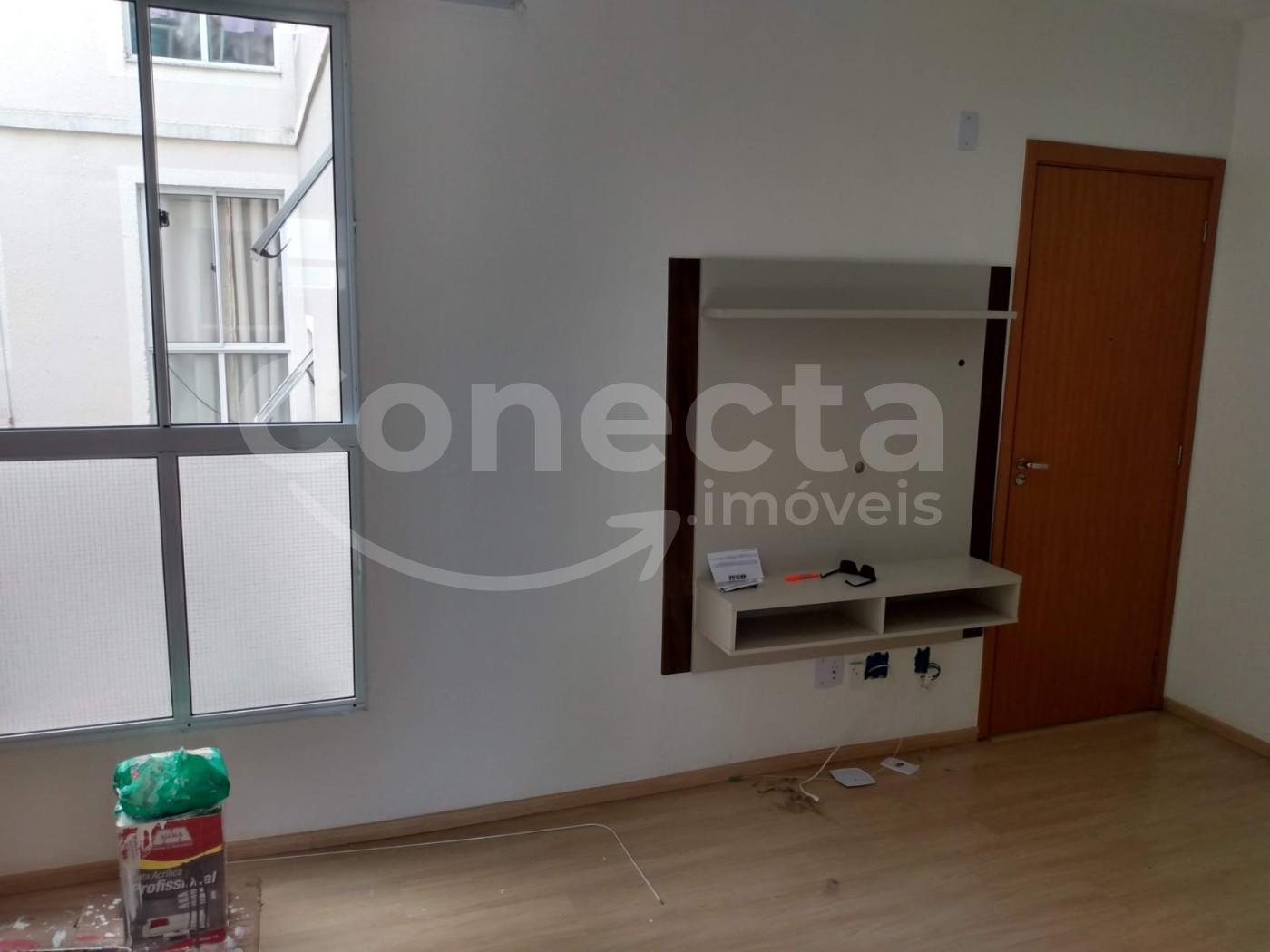 Apartamento à venda com 2 quartos, 43m² - Foto 2