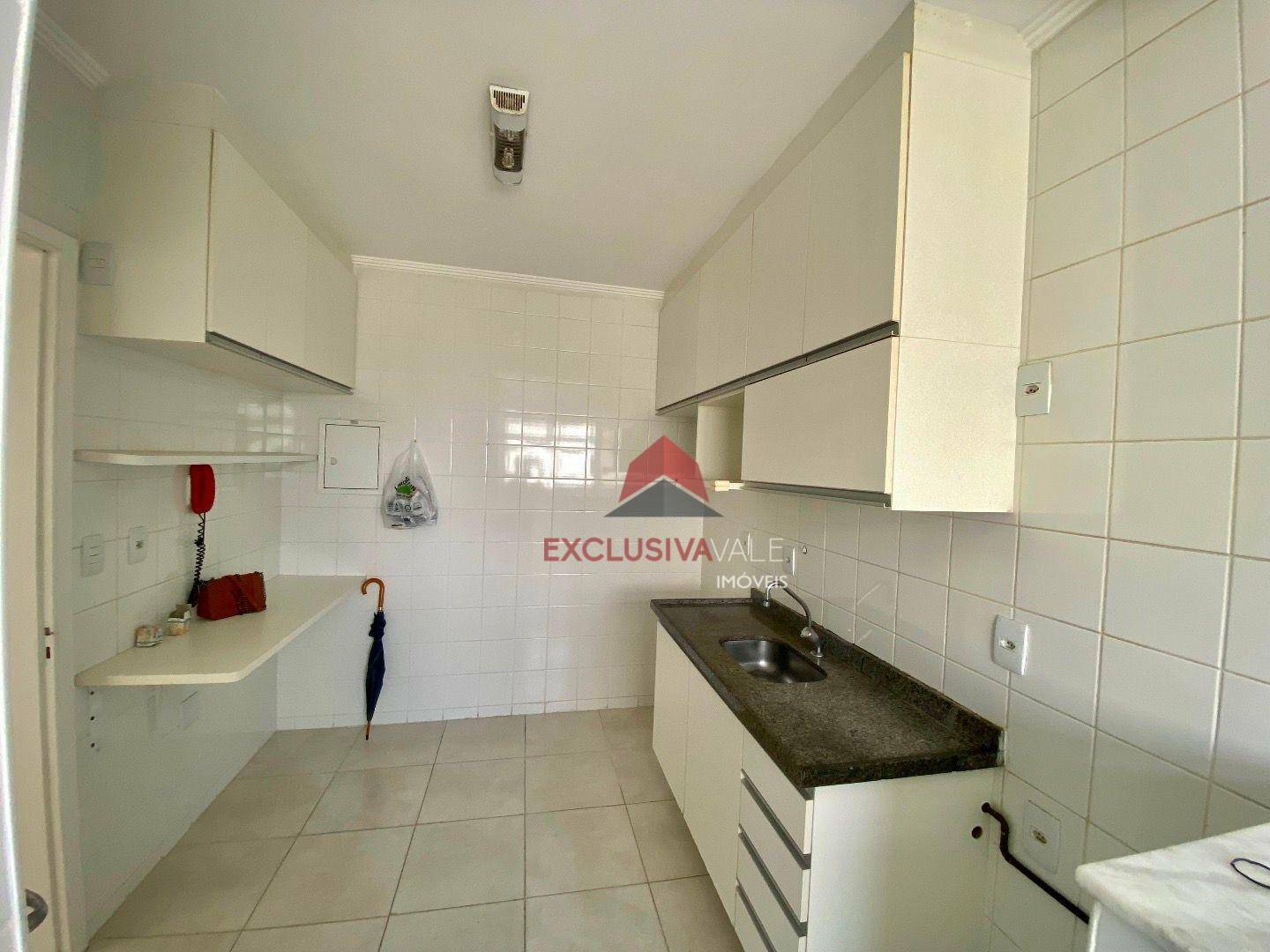 Apartamento à venda com 3 quartos, 106m² - Foto 9