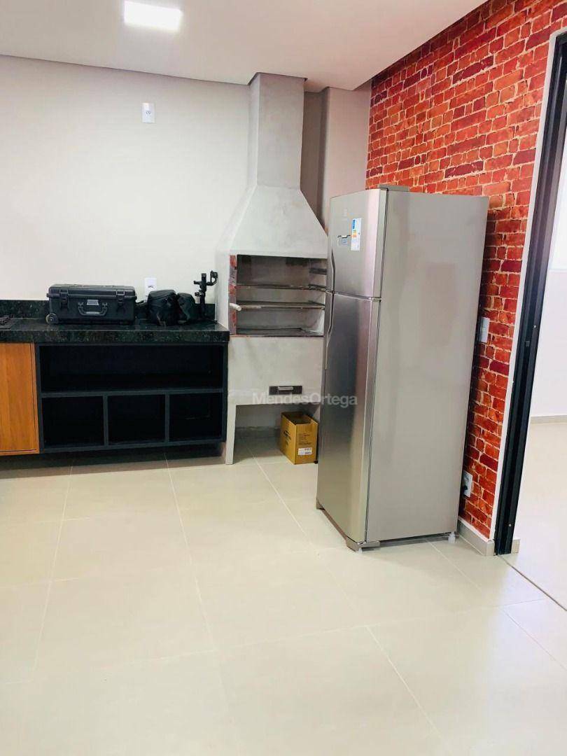 Apartamento para alugar com 2 quartos, 63m² - Foto 44