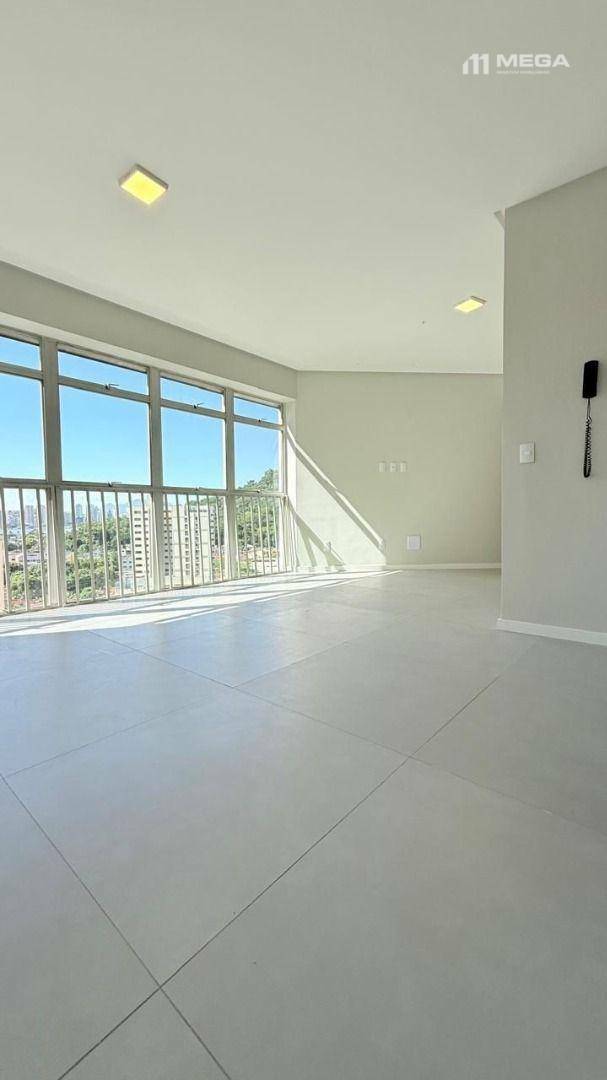 Apartamento à venda com 3 quartos, 140m² - Foto 31