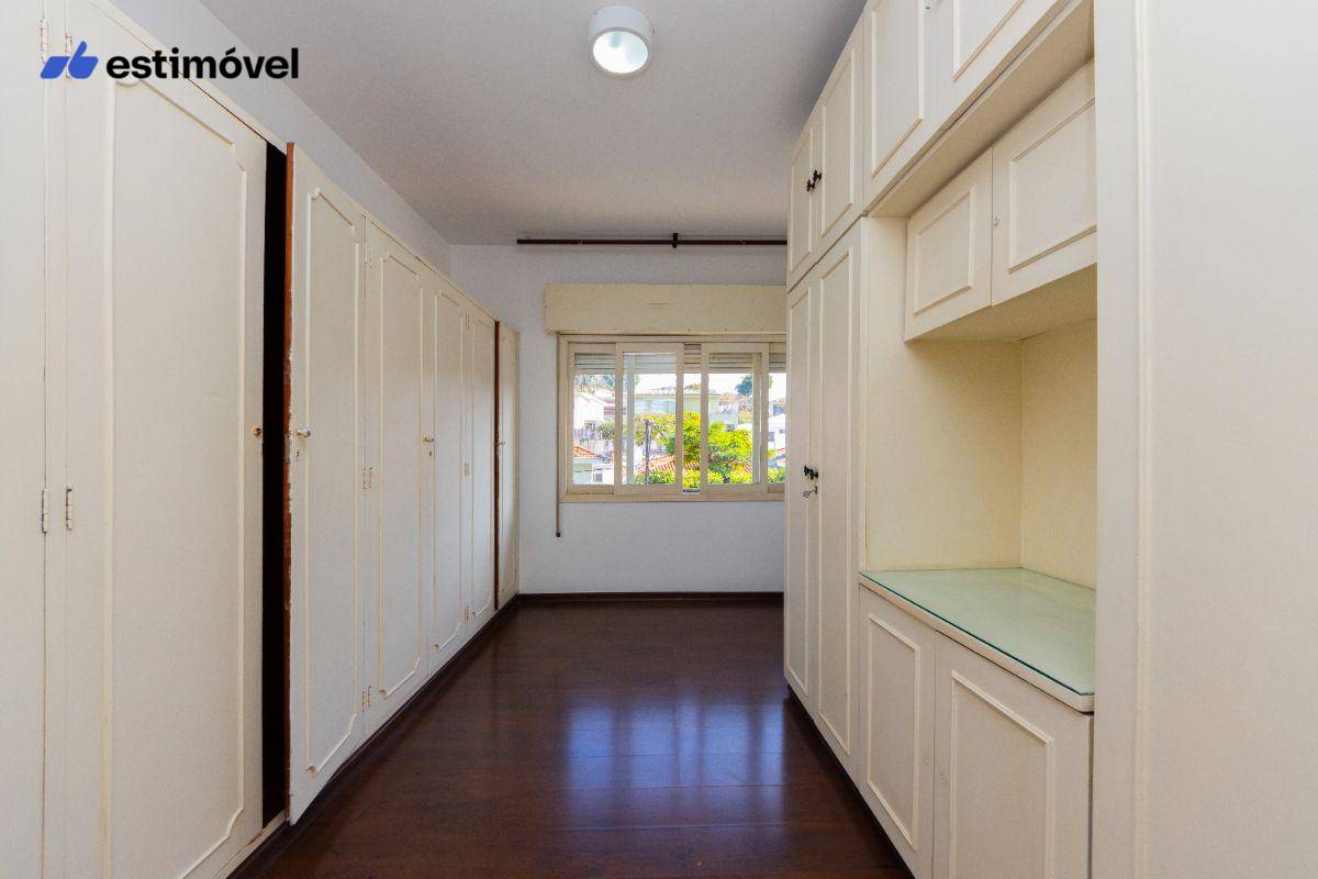 Casa à venda com 3 quartos, 384m² - Foto 7
