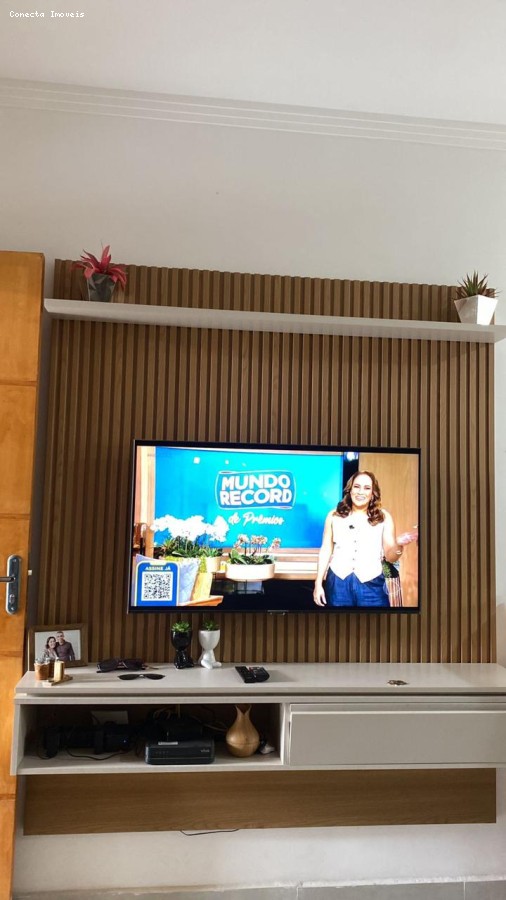 Casa para alugar com 2 quartos, 65m² - Foto 4
