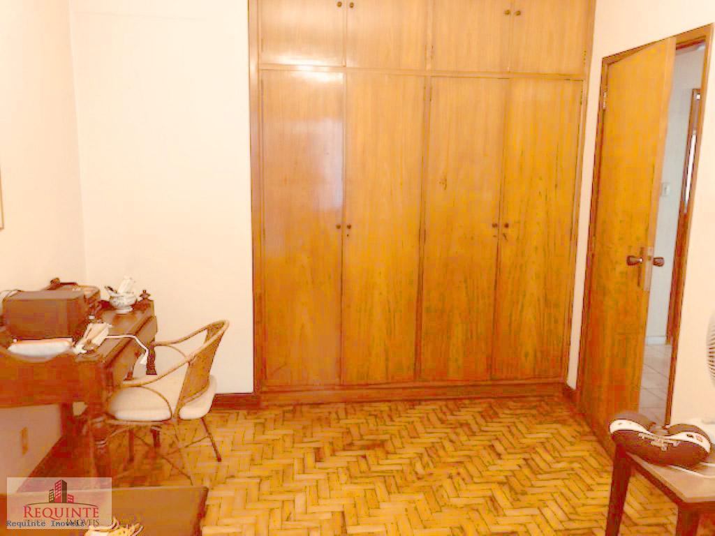 Casa para alugar com 3 quartos, 261m² - Foto 23