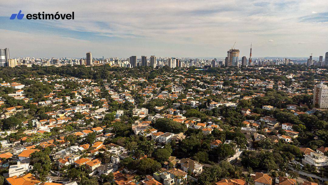 Casa à venda com 3 quartos, 320m² - Foto 9