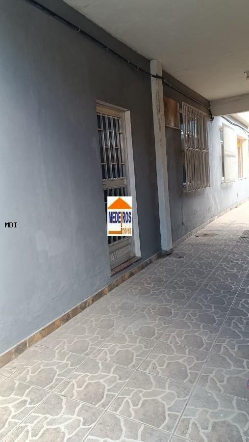 Casa para alugar com 3 quartos, 150m² - Foto 11