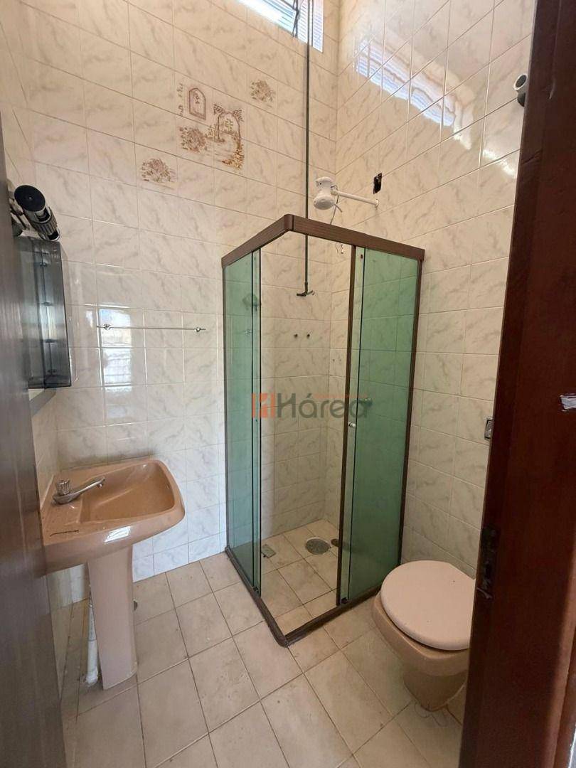 Sobrado à venda e aluguel com 5 quartos, 259m² - Foto 17