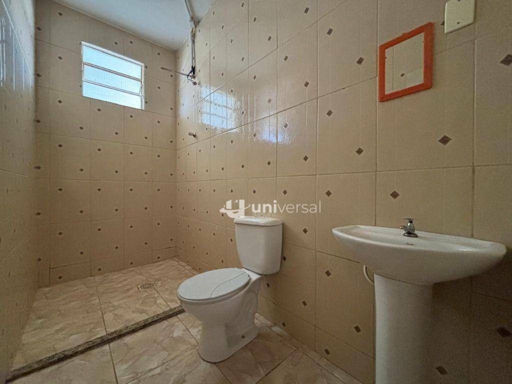 Casa para alugar com 2 quartos, 50m² - Foto 10