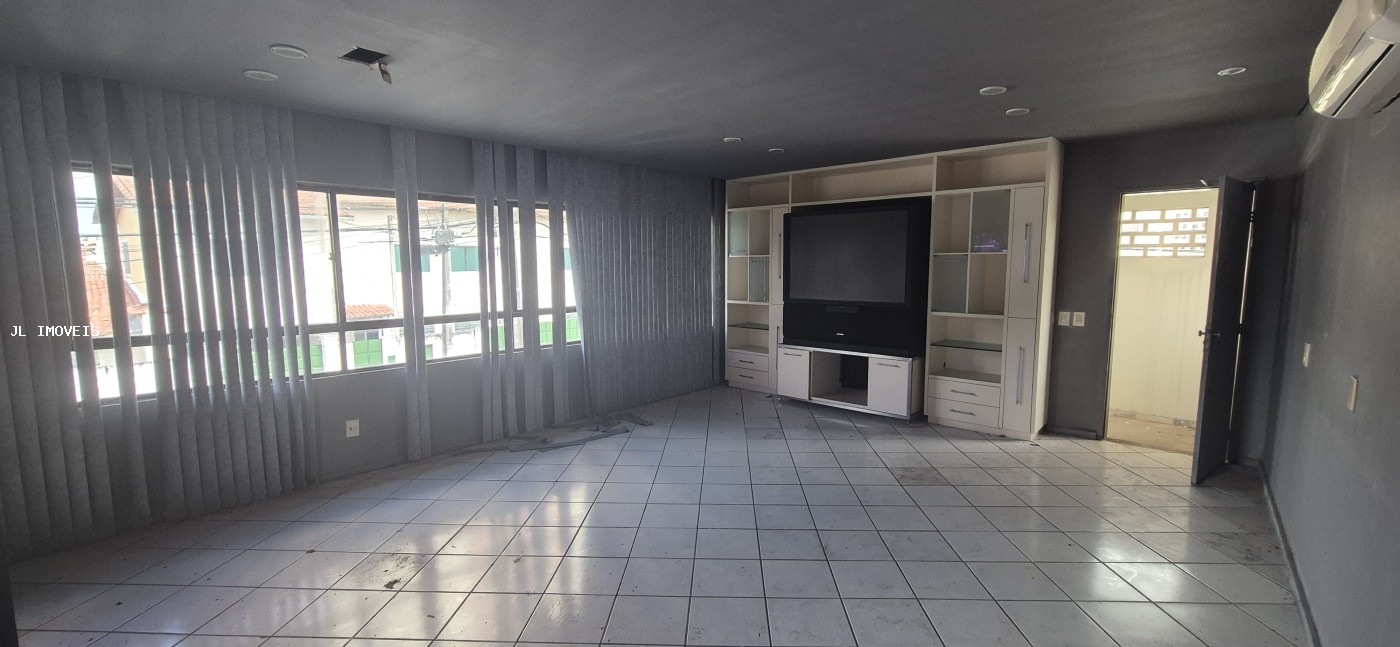 Casa à venda com 4 quartos, 420m² - Foto 5