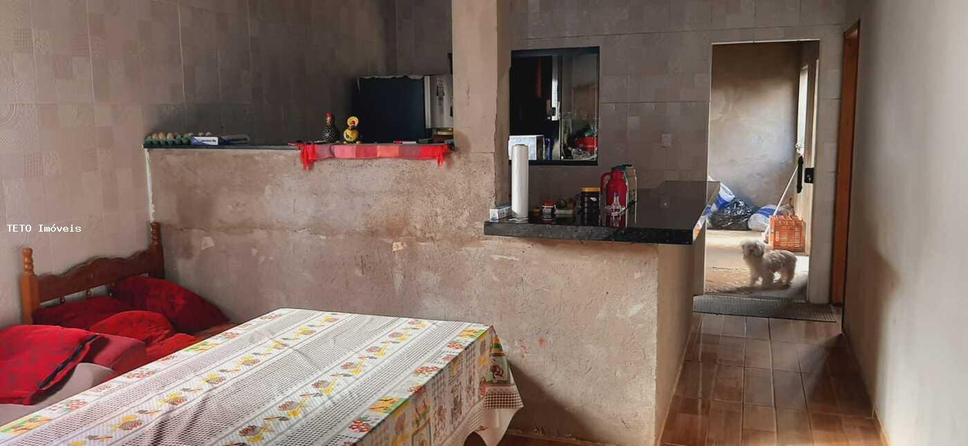 Chácara à venda com 2 quartos, 222m² - Foto 8