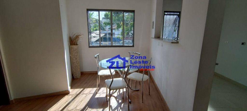 Casa à venda e aluguel com 4 quartos, 150m² - Foto 1