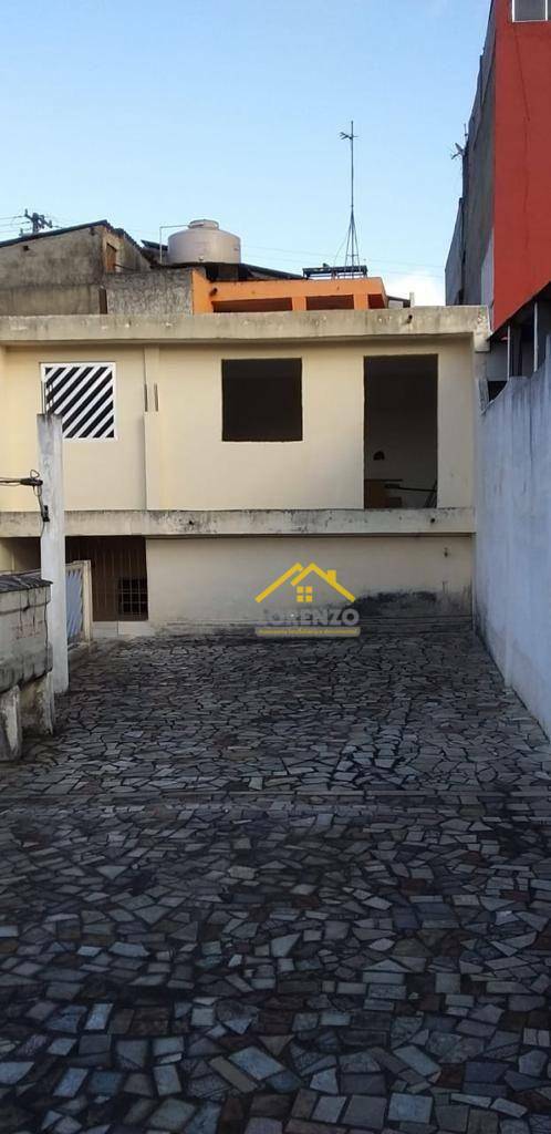 Sobrado à venda com 2 quartos, 199m² - Foto 13