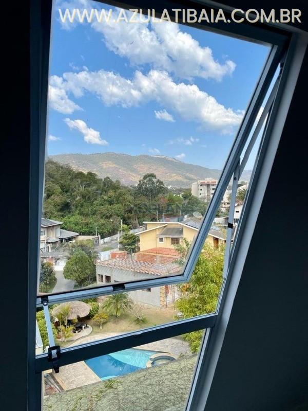 Apartamento à venda com 3 quartos, 210m² - Foto 4