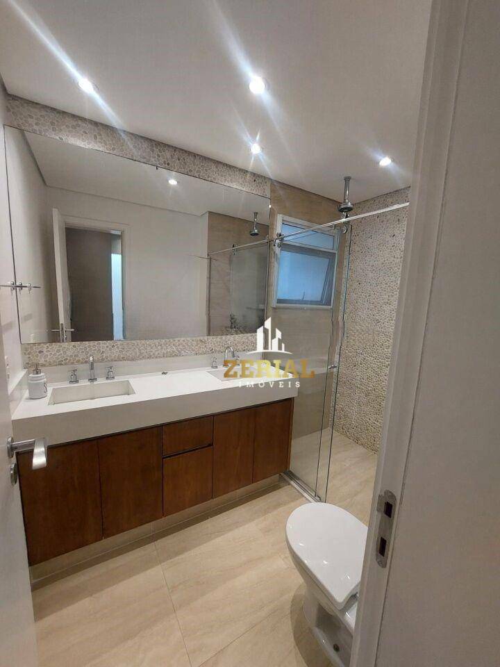 Apartamento para alugar com 3 quartos, 135m² - Foto 31