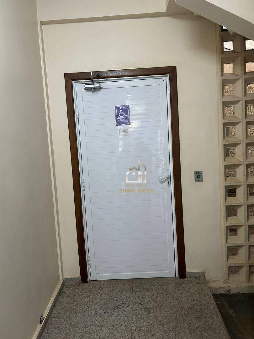Apartamento para alugar com 1 quarto, 46m² - Foto 2