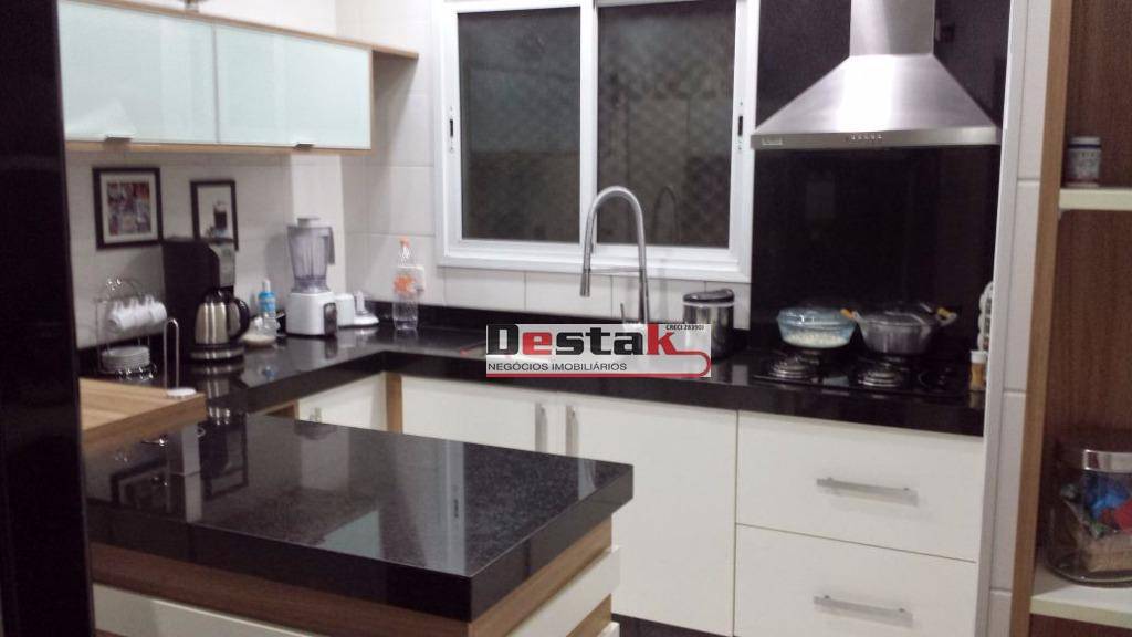 Cobertura à venda e aluguel com 3 quartos, 180m² - Foto 1