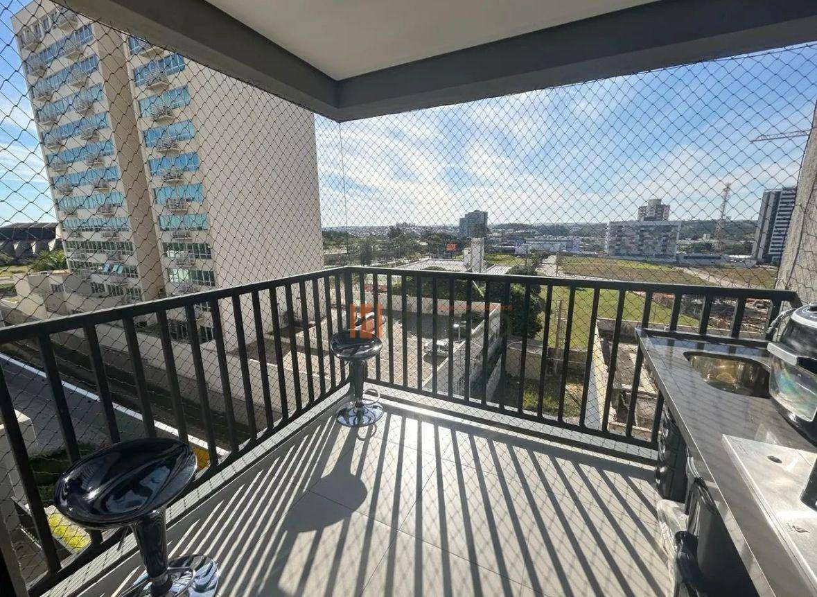 Apartamento à venda com 3 quartos, 95m² - Foto 2