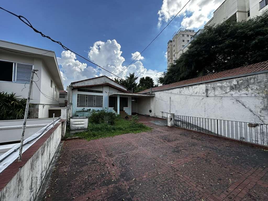 Casa à venda com 2 quartos, 320m² - Foto 8
