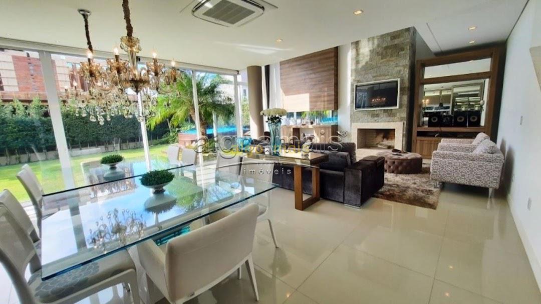 Casa de Condomínio à venda com 4 quartos, 360m² - Foto 3