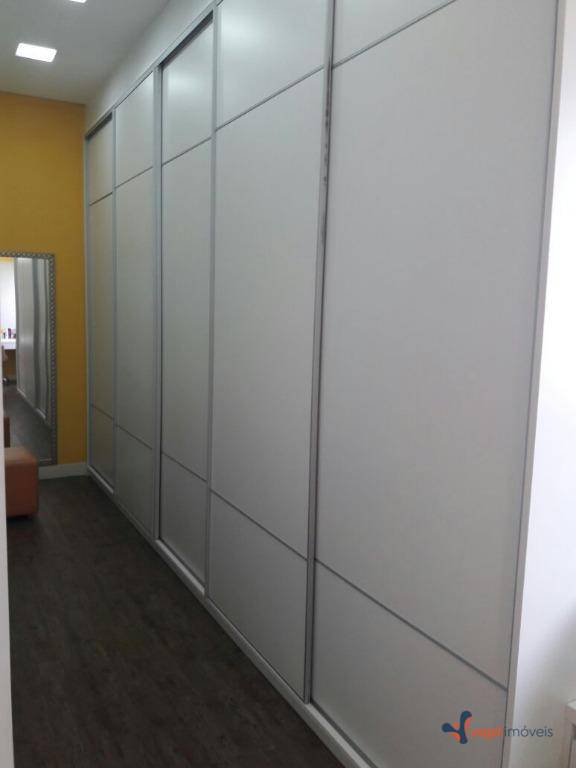 Sobrado à venda com 4 quartos, 350m² - Foto 28
