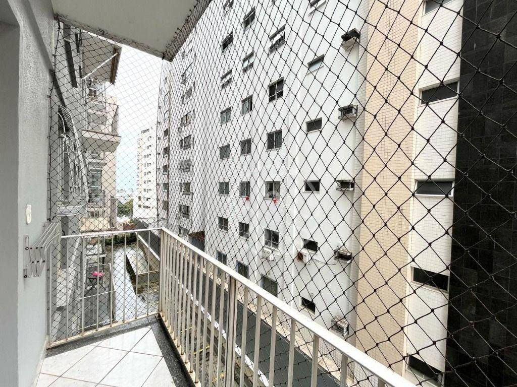 Apartamento para alugar com 2 quartos, 85m² - Foto 21