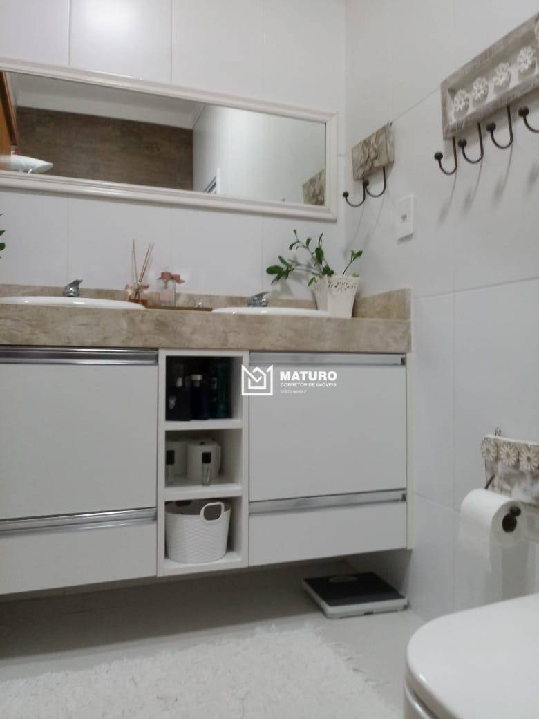 Casa à venda com 3 quartos, 195m² - Foto 23