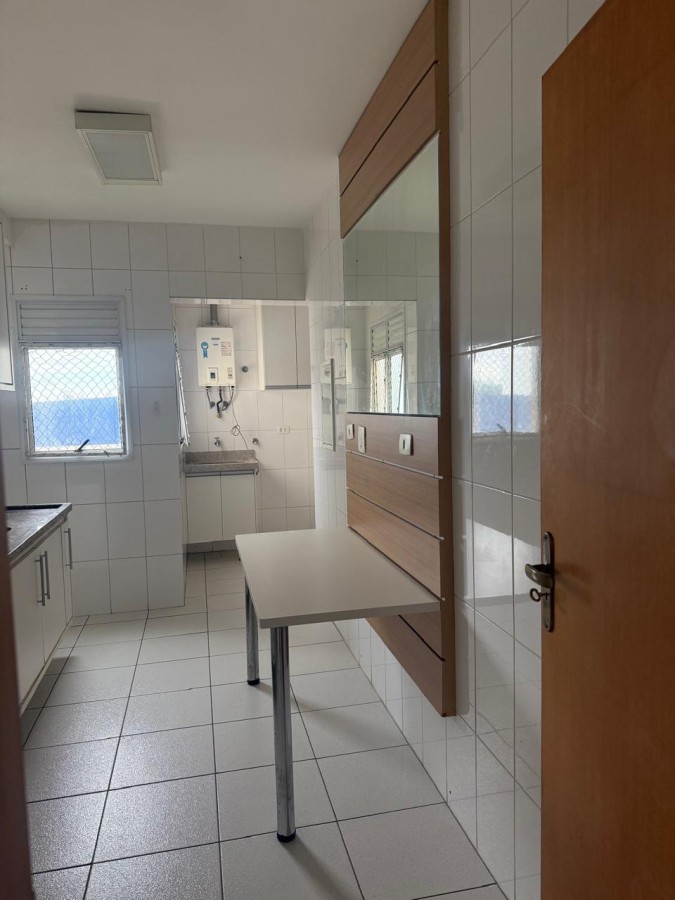 Apartamento à venda com 3 quartos, 102m² - Foto 9