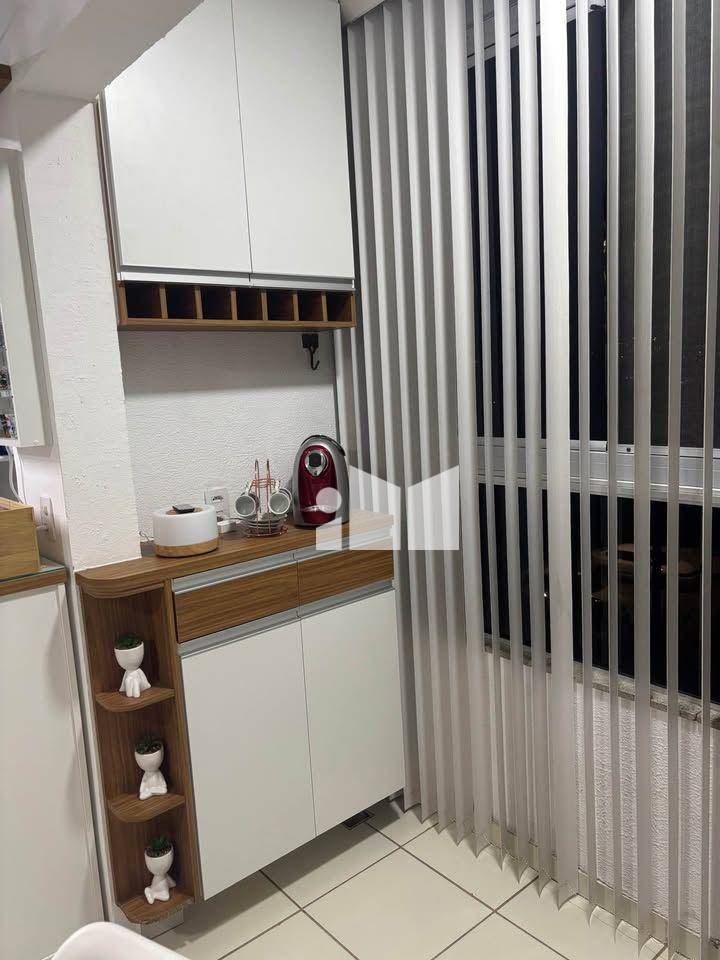 Apartamento à venda com 2 quartos, 50m² - Foto 4