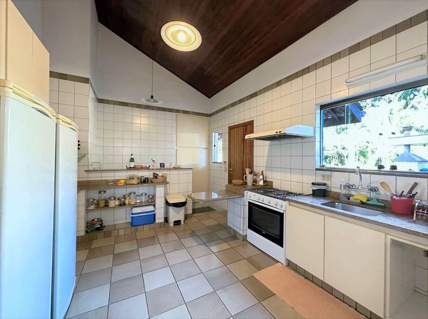 Casa à venda com 3 quartos, 434m² - Foto 16